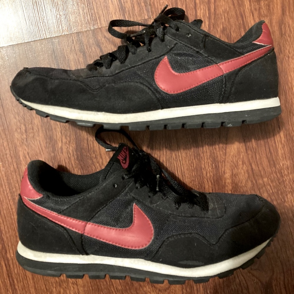 2008 Nike Pegasus 83 Black Red White Mens Size 9